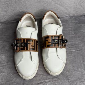 Fendi White Sneakers with Brown Logo Strap